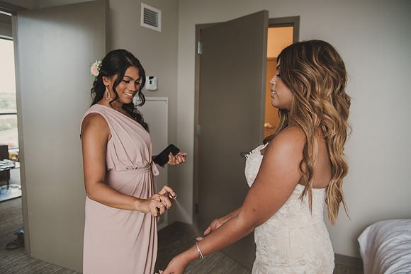 gettingready-bride-146