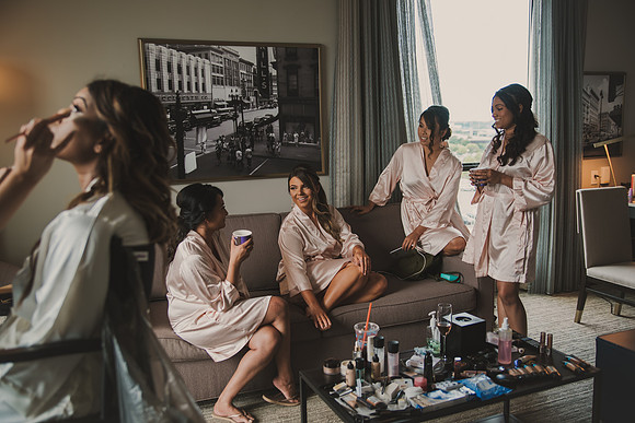 gettingready-bride-2