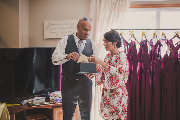 bride-gettingready-62