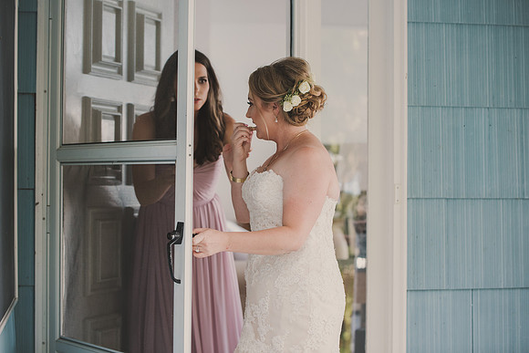 gettingready-bride-98