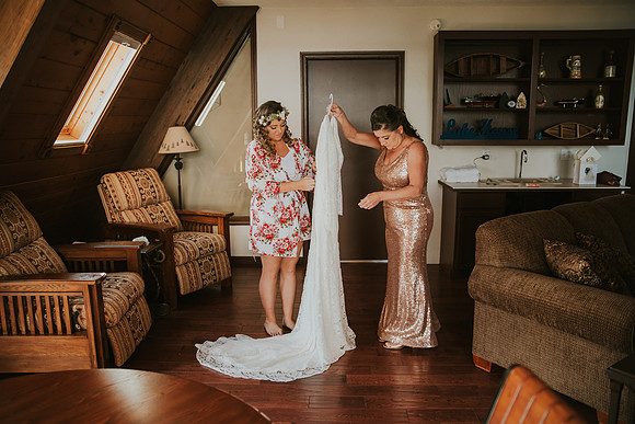 gettingready- bride-233
