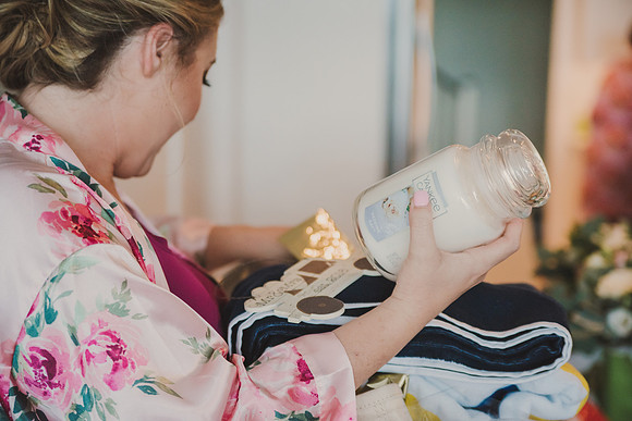 gettingready-bride-35