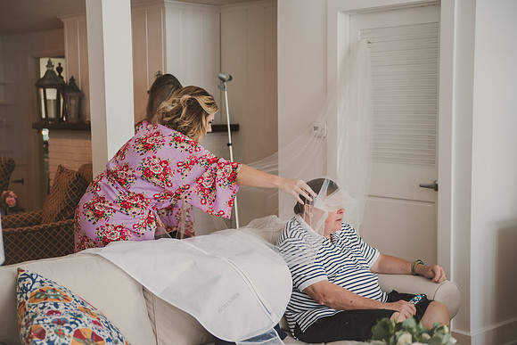 gettingready-bride-38