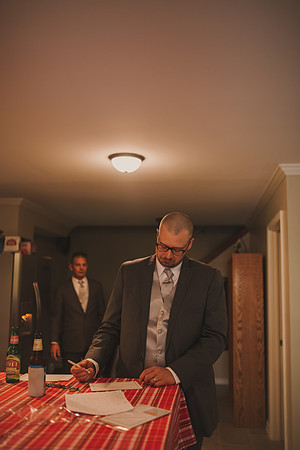 gettingready-groom-17