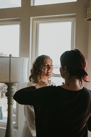 gettingready- bride-81