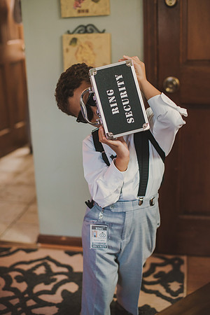 groom-gettingready-41