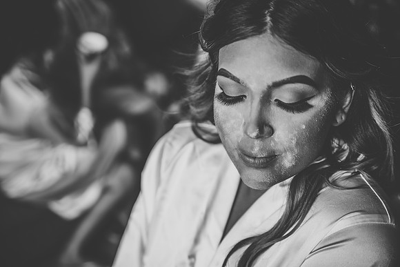 gettingready-bride-4
