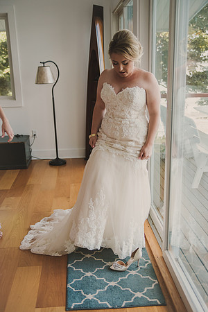 gettingready-bride-75