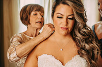 bridegettingready-52
