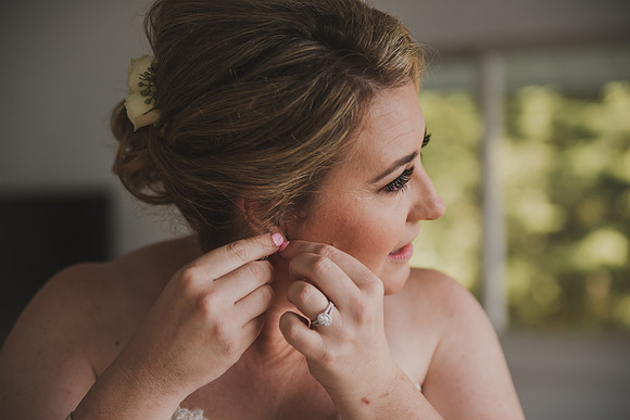 gettingready-bride-94