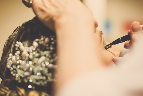 getting ready-bride-11