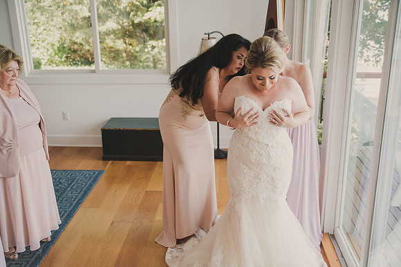 gettingready-bride-71