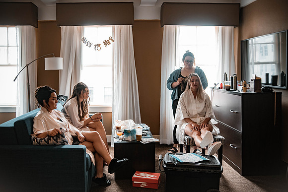 gettingready-melinda-1