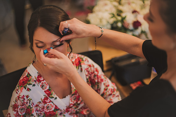 bride-gettingready-27