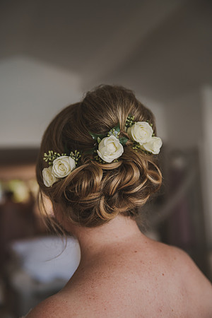 gettingready-bride-89