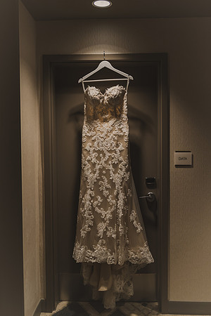 gettingready-bride-39