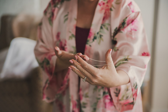 gettingready-bride-26