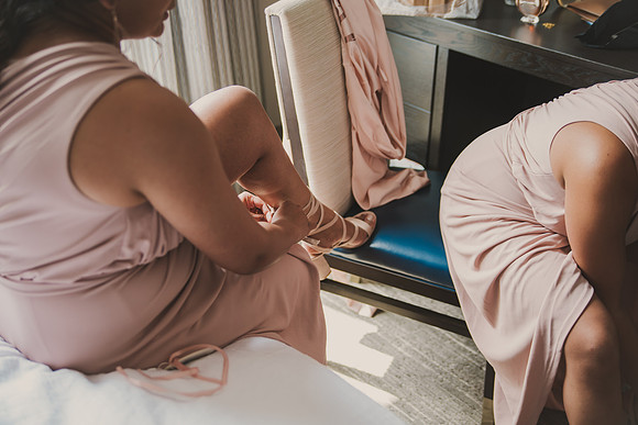 gettingready-bride-125