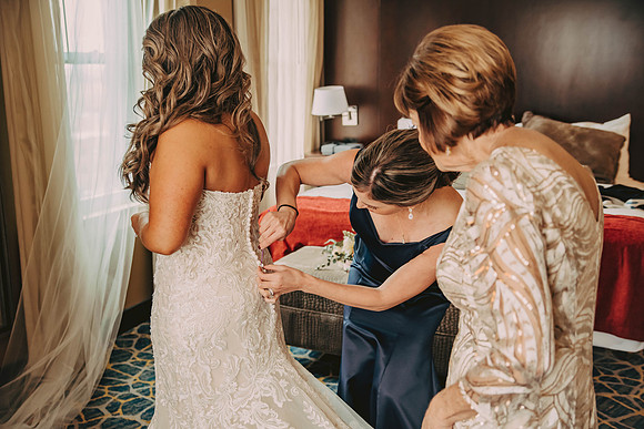 bridegettingready-45