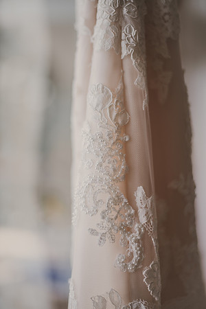 gettingready-bride-7
