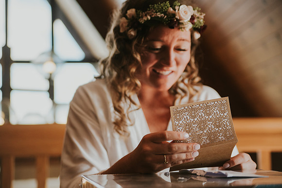 gettingready- bride-136
