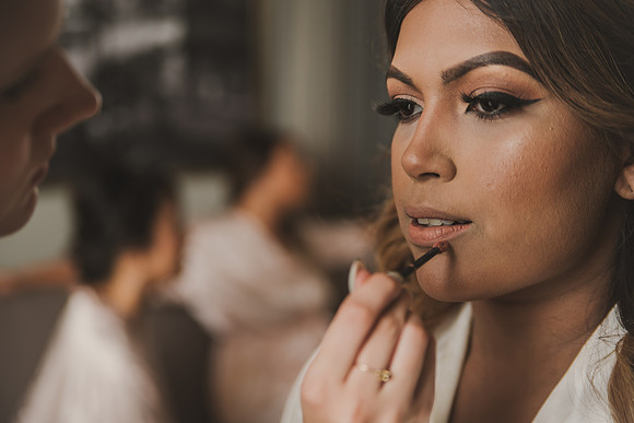 gettingready-bride-14