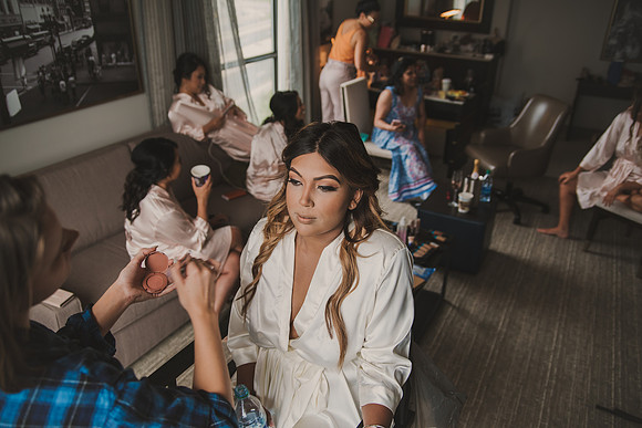 gettingready-bride-11