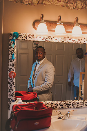 groom-gettingready-37