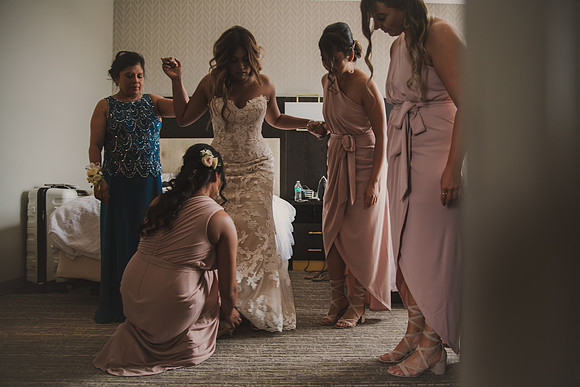 gettingready-bride-149
